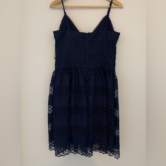 Guess Lace Dress, Navy Blue, Size 8 - Picture 2 of 2